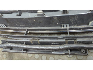 Решетка радиатора  Ford Explorer 2015-2019          FB538150ABW