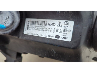 Фара передняя  Ford Kuga 2008-2012 правая 