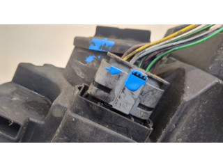 Фара передняя Mercedes C W204 2006-2015 правая