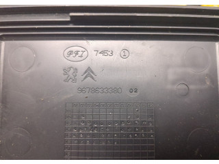 Блок предохранителей Citroen C4 Picasso 2016-2018