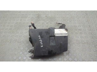 Блок предохранителей  Toyota Auris E15 2006-2012      8266202210   