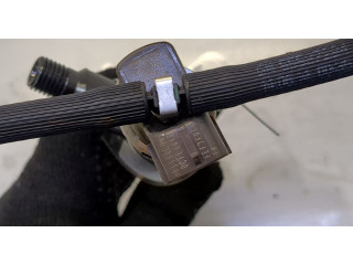 Форсунка топливная  Opel Meriva 2010-    55570012     