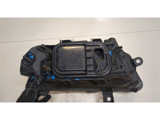 Фара передняя Audi A6 (C6) 2005-2011 левая