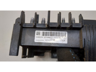 Блок предохранителей Buick Encore GX 2019-2024 42702536