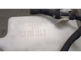 Бачок омывателя  Volkswagen Jetta 5 2004-2010    