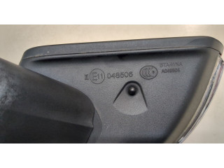 Зеркало боковое Volvo XC40 правое