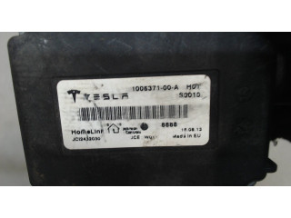 Блок комфорта Tesla Model S 1005371-00-A