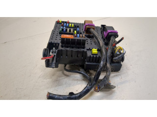 Блок предохранителей Volvo V70 2001-2008 30728512