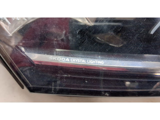 Фара передняя  Skoda Octavia (A8) 2019-2025 правая 