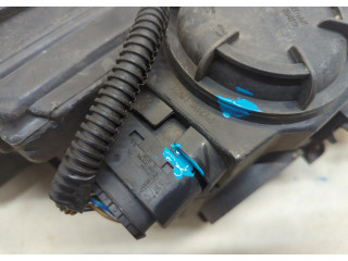 Фара передняя  Ford Focus 3 2011-2015 правая 