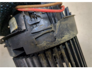 Моторчик печки Dacia Sandero 2012- 272102798R 272102798R