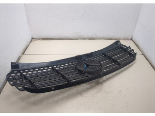 Решетка радиатора  Mercedes Vito W639 2003-2014          A6398800185