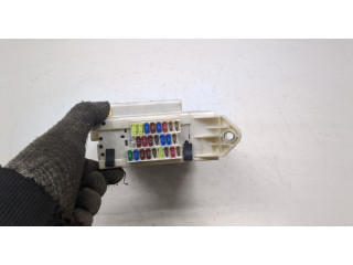 Блок предохранителей Lexus IS 2005-2013 8273053020