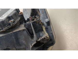 Фара передняя  Infiniti QX56 2004-2010 правая 