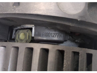 Моторчик печки  Renault Megane 3 2009-2016 27210497R   3   272104937R   