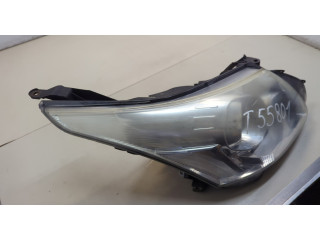 Фара передняя  Toyota Avensis 3 2008-2018 правая 