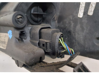 Фара передняя  Ford Focus 2 2008-2011 правая 