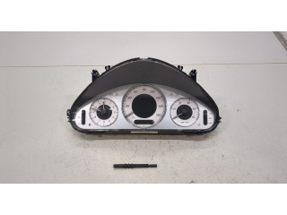 Панель приборов  Mercedes E W211 2002-2009            