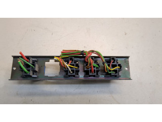 Блок реле Iveco EuroCargo 2 2002-2015 504063773