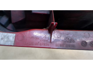 Задний фонарь          