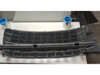 Решетка радиатора  Peugeot 3008 2009-2016          
