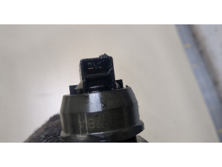 Форсунка топливная  Volkswagen Golf Plus    038130073G     