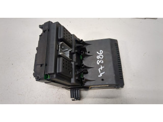 Блок предохранителей Volvo S80 1998-2006