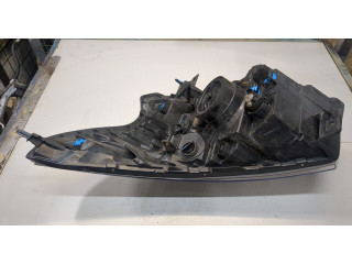 Фара передняя  Renault Trafic 2014-2021 правая 