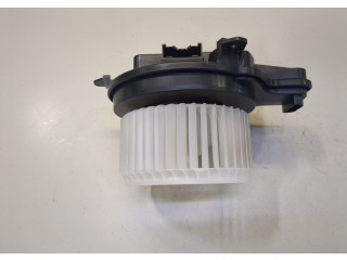 Моторчик печки  Ford Escape 2020-         