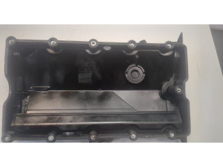 Клапанная крышка двигателя ДВС  Audi A4 (B7) 2005-2007      