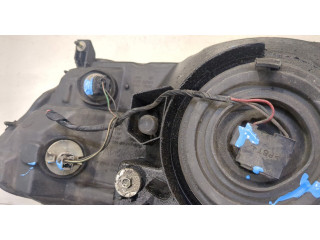 Фара передняя Mitsubishi Pajero / Montero 2000-2006 правая