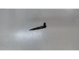 Форсунка топливная  Renault Trafic 2001-2014    7701476567     