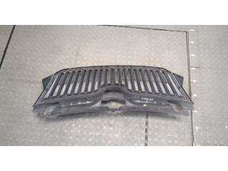 Решетка радиатора  Skoda Rapid          