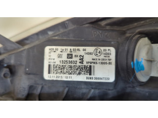 Фара передняя  Opel Meriva 2010-2018 правая 