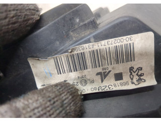 Фара передняя  Peugeot 307 правая 