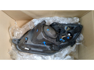 Фара передняя Skoda Fabia 2007-2014 правая