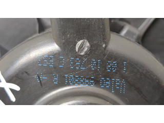 Моторчик печки  Skoda Octavia (A5) 2004-2013        