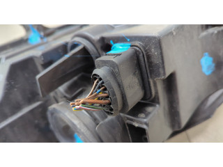 Фара передняя  Volkswagen Golf 5 2003-2009 правая 