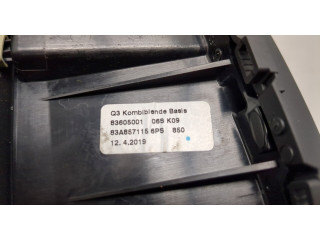 Панель приборов Audi Q3 2018-