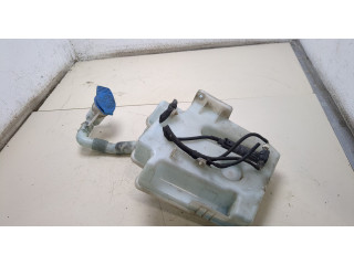 Бачок омывателя  Volkswagen Golf 5 2003-2009    