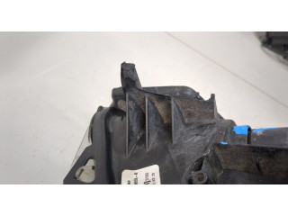 Фара передняя  Ford Escape 2015-2019 левая 