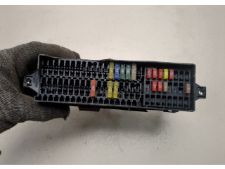 Блок предохранителей Volkswagen Golf Plus