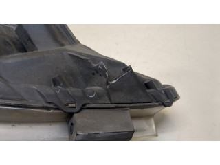 Фара передняя Lexus IS 2005-2013 правая