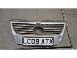 Решетка радиатора  Volkswagen Passat 6 2005-2010          