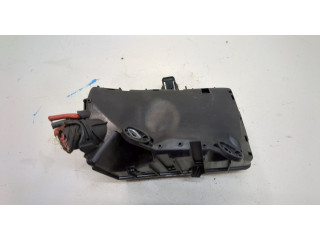 Блок предохранителей Skoda Octavia (A7) 2013-2023 5Q0937125B, 5Q0937132D