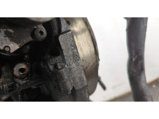 Форсунка топливная  Mazda 5 2010-2015    Y65013H50C     