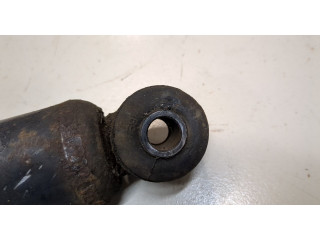 Стойка амортизатора Mitsubishi Montero Sport / Pajero Sport 1996-2008 2.5 дизель