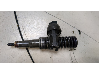 Форсунка топливная Volkswagen Transporter 5 2003-2009 070130073R