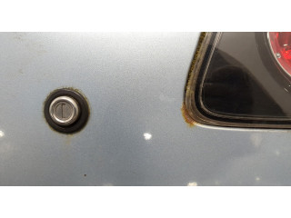 Замок багажника Mazda 3 (BK) 2003-2009