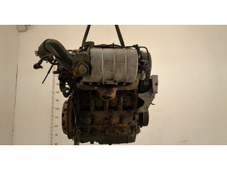 Форсунка топливная  Volkswagen Caddy 2004-2015    038130073BR     